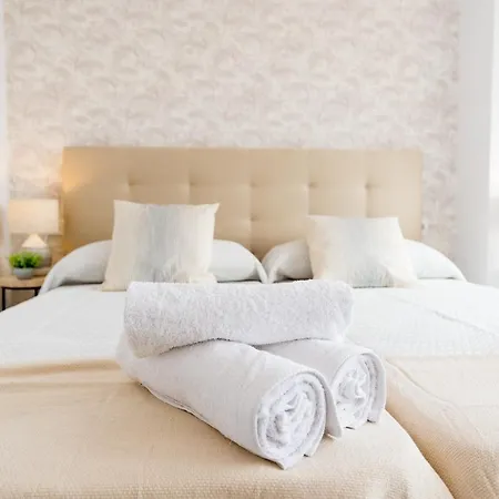 Apartman Urbe10 Angel Ganivet 2 Bedrooms *