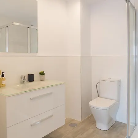 Apartment Urbe10 Angel Ganivet 2 Bedrooms
