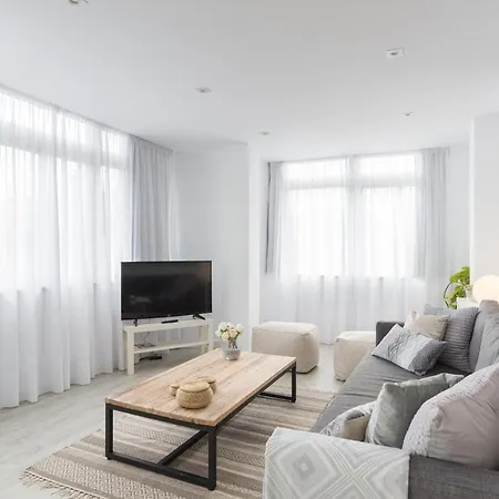 Apartment Urbe10 Angel Ganivet 2 Bedrooms Malaga